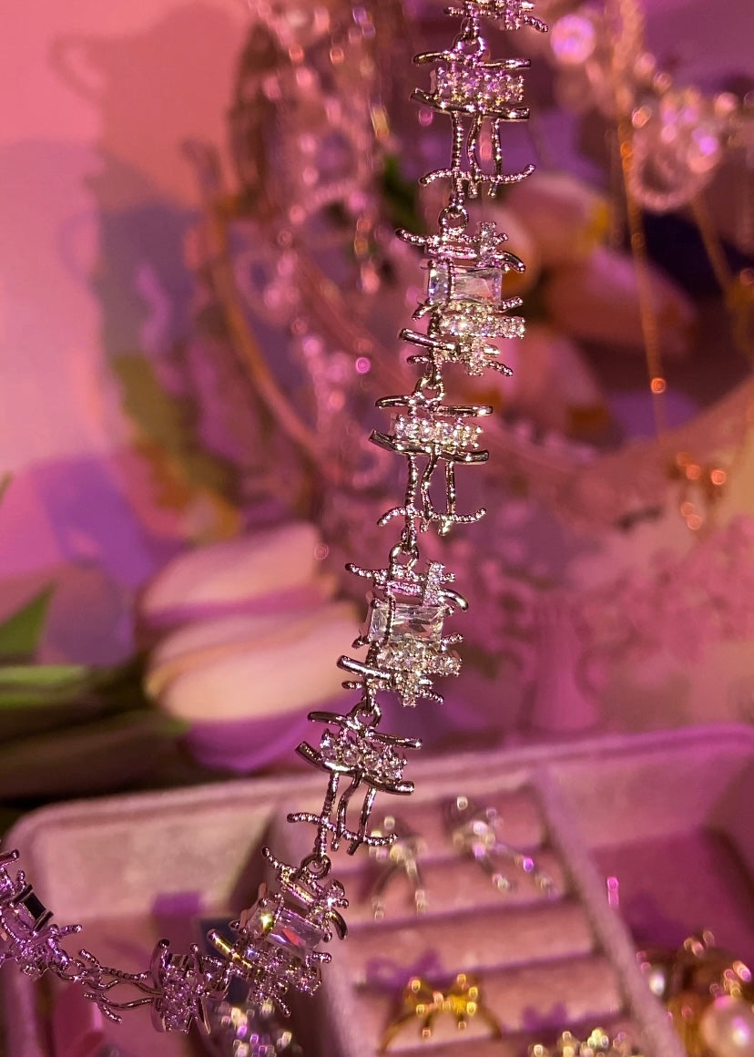 Criss-Cross Gemstone Necklace ☾255