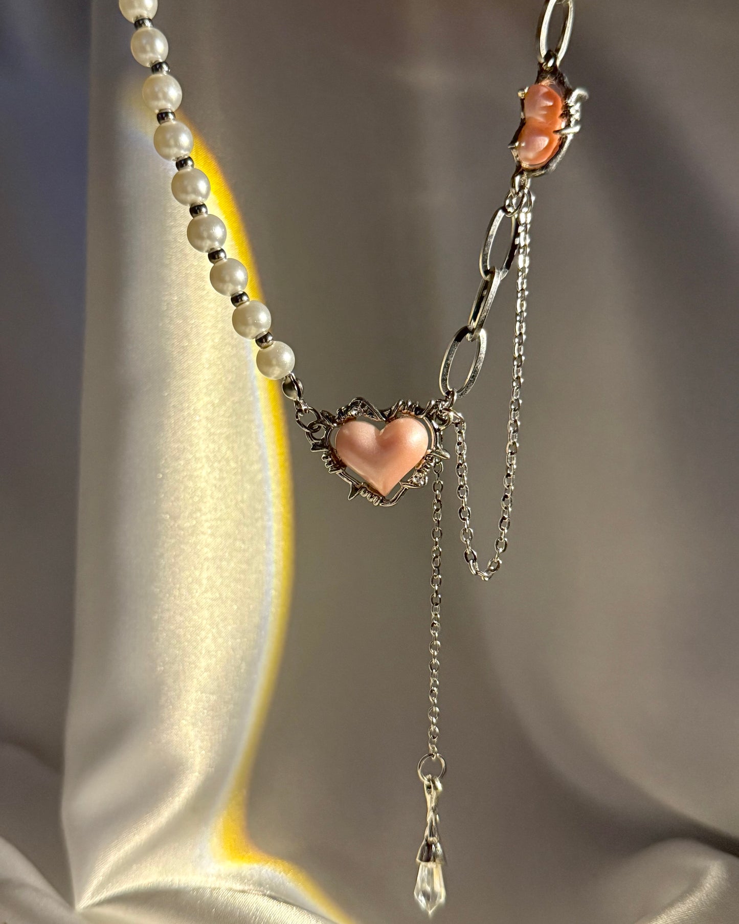 Barbed Wire Heart Pearl Necklace | ☾029