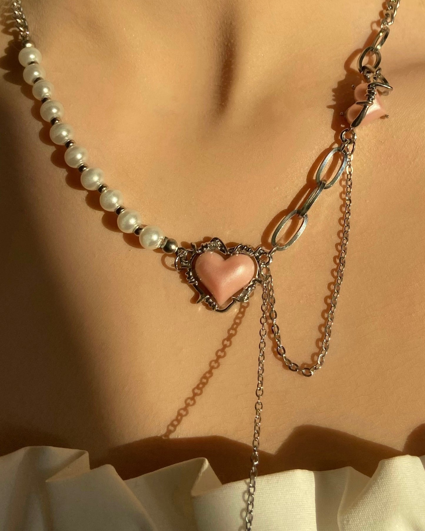 Barbed Wire Heart Pearl Necklace | ☾029