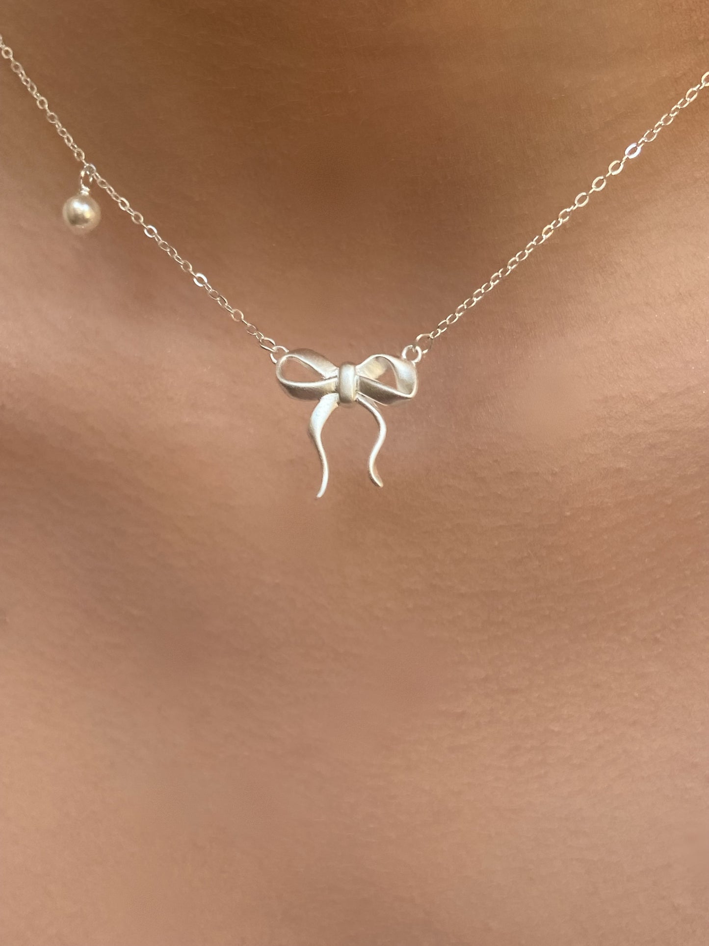 Coquette Silver Ribbon Necklace | ⏾140