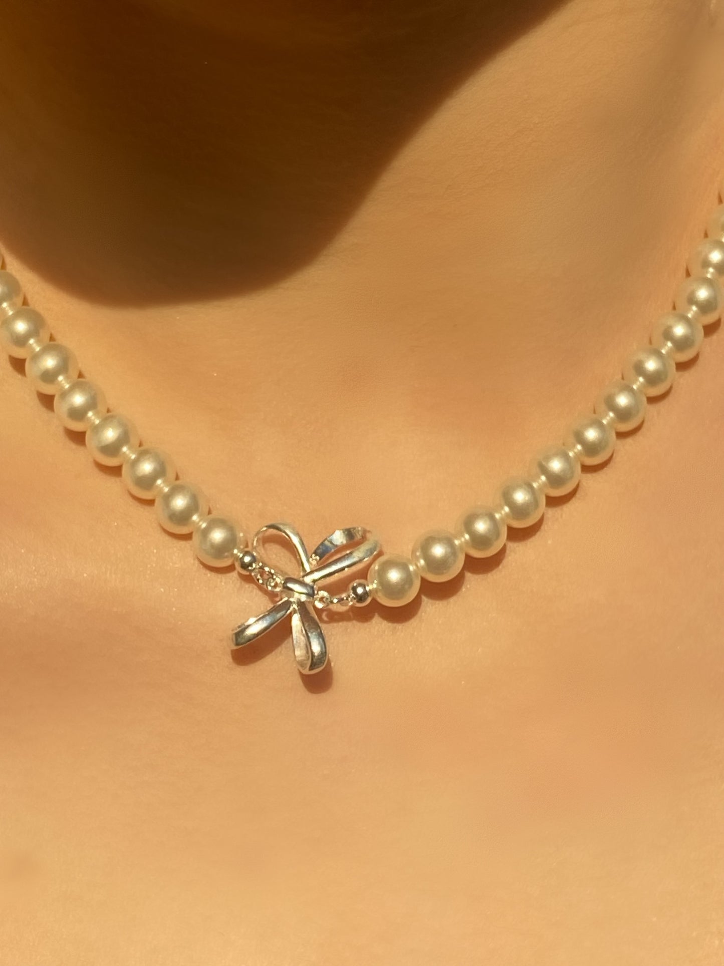 Silver Ribbon Pearl Necklace | ☾139