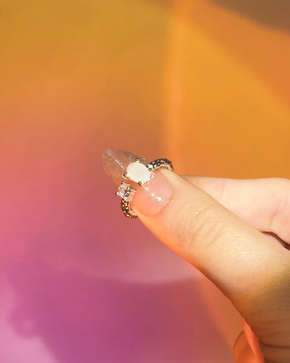 Dainty White Moonstone Ring | ☾031