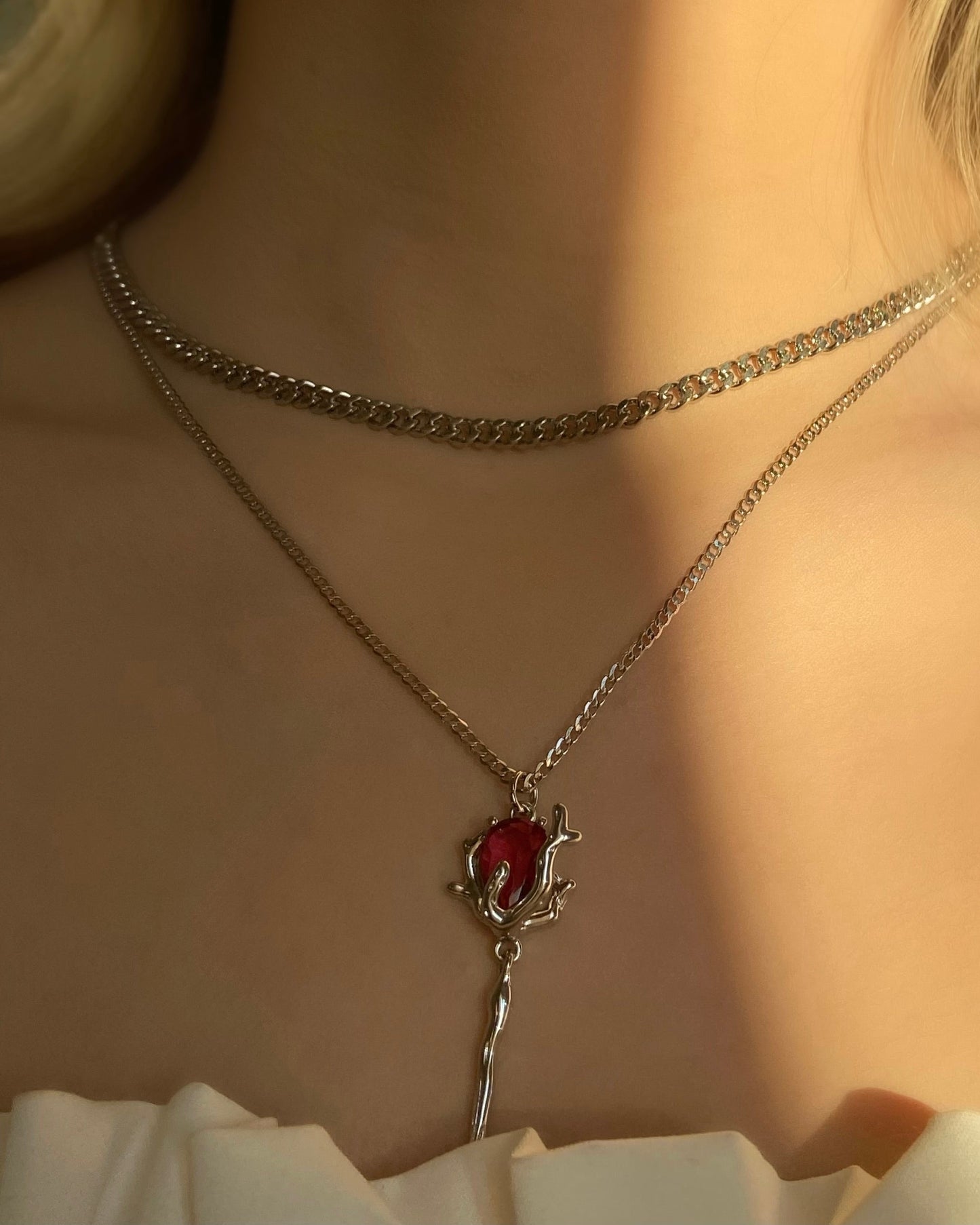 Red Rose Layered Necklace | ☾090