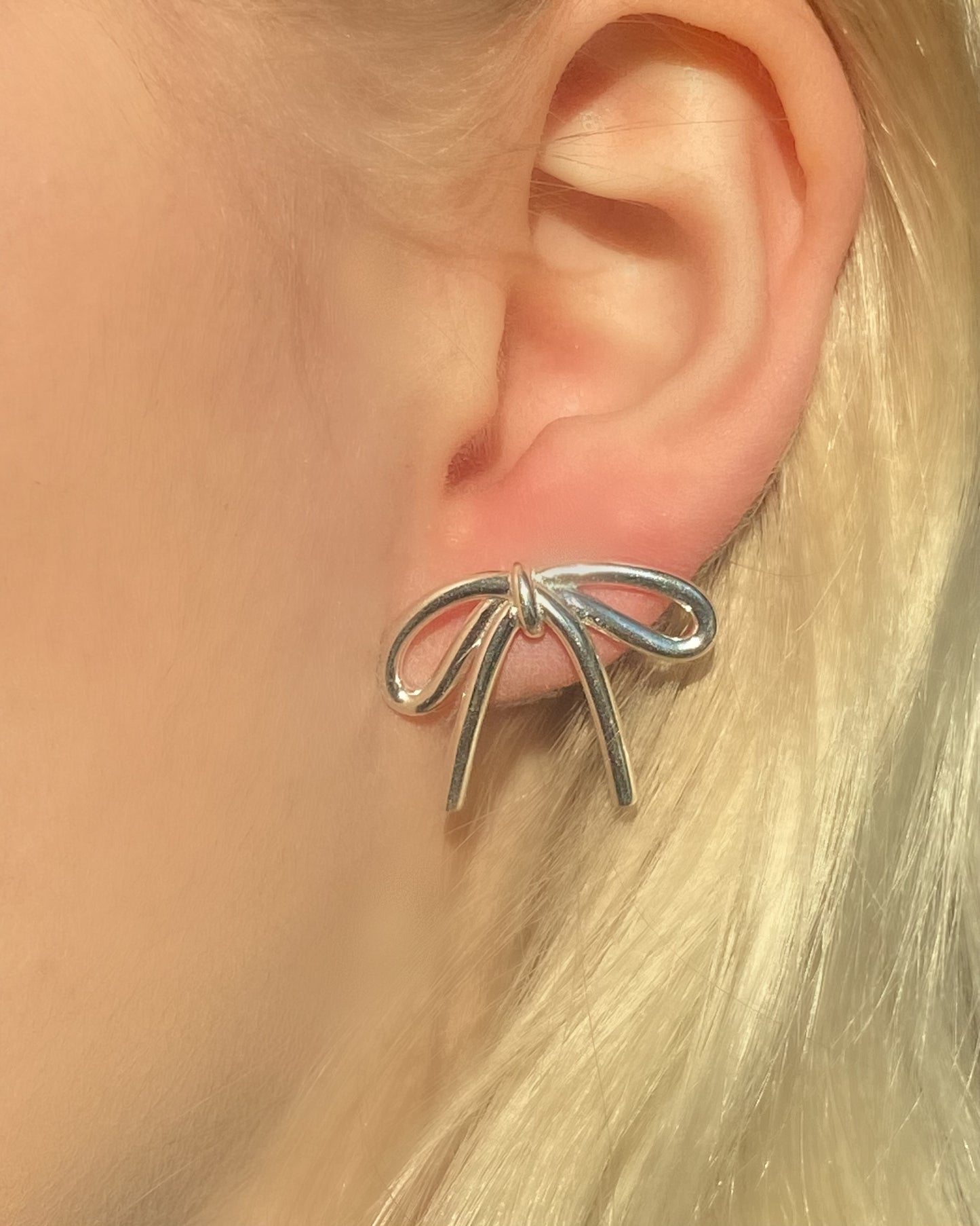 Silver Bow Ribbon Stud Earrings | ☾130