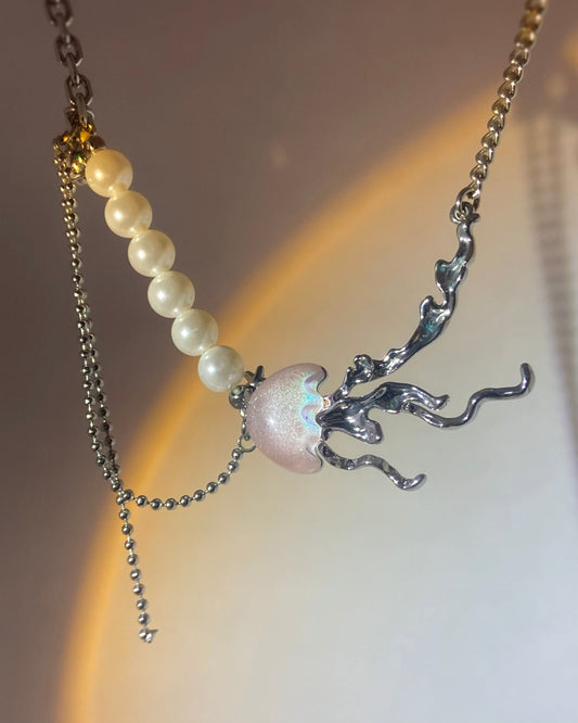 Glittery Jellyfish Necklace | ☾084