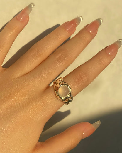 Chunky White Moonstone Ring | ☾032