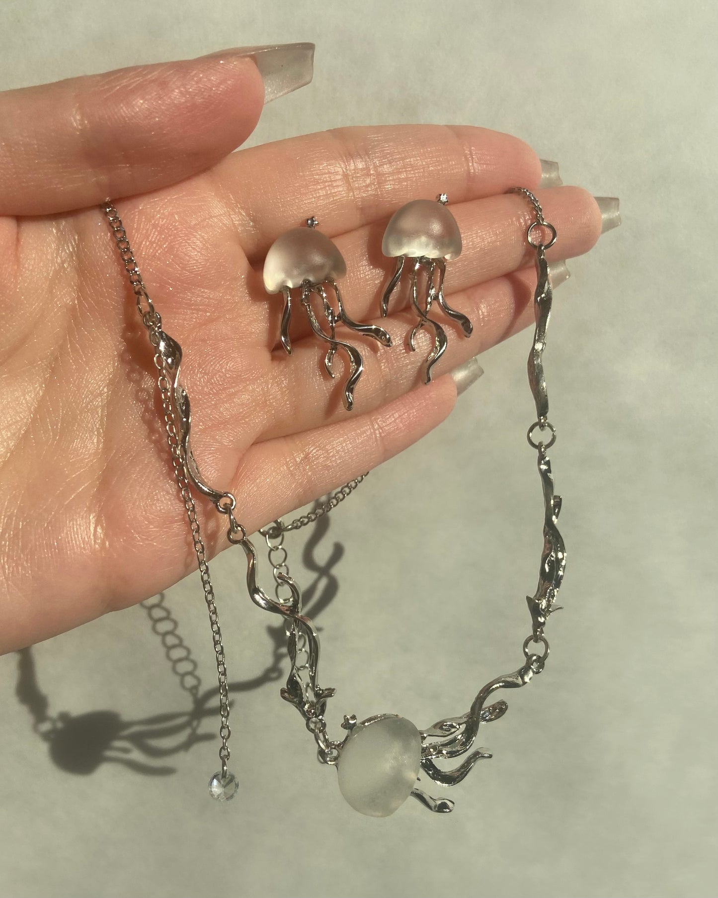 White Jellyfish Necklace | ☾041