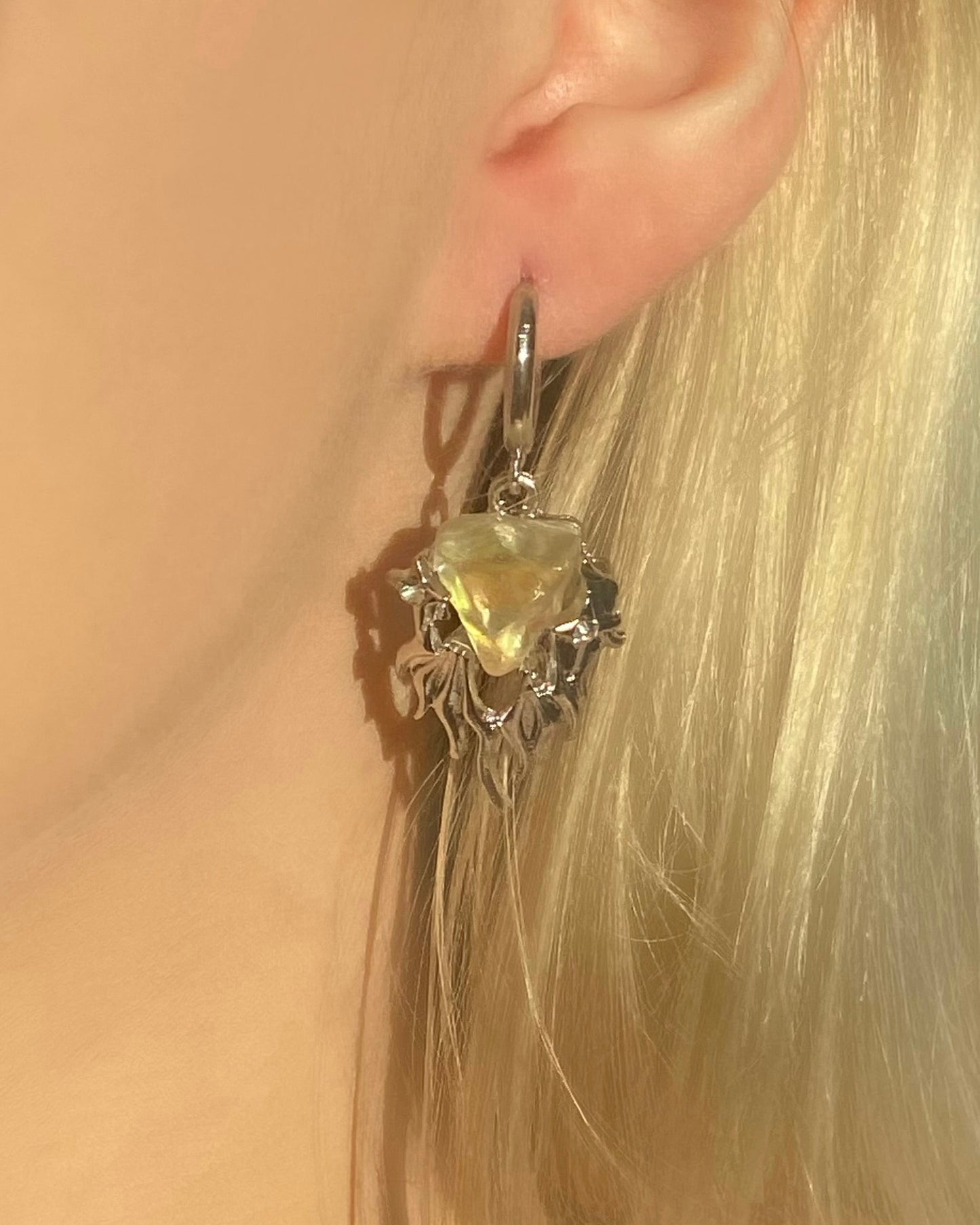 Glacier Flame Earrings | ☾069