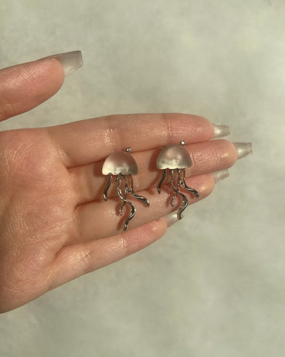 White Jellyfish Earrings | ☾040