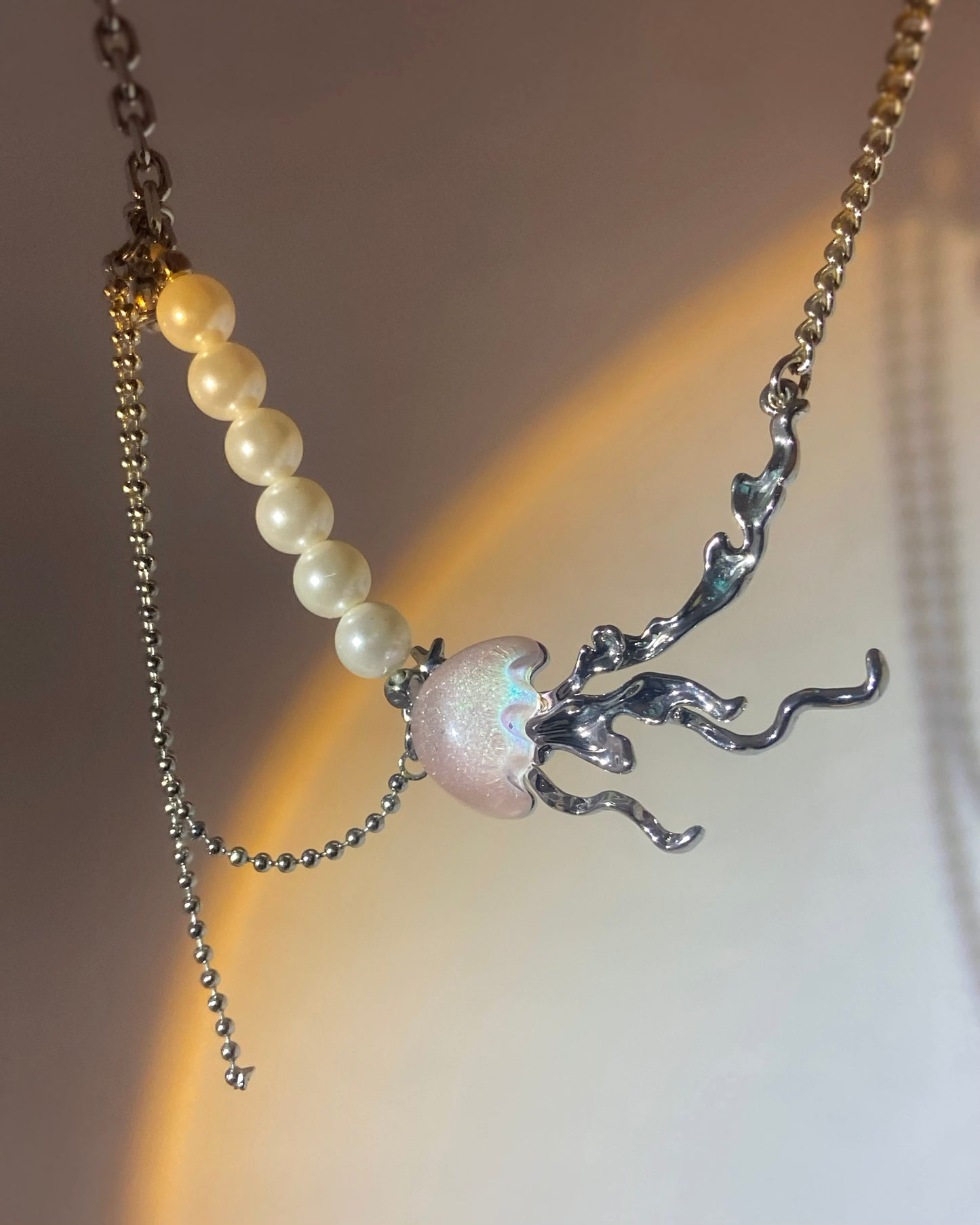 Glittery Jellyfish Necklace | ☾084