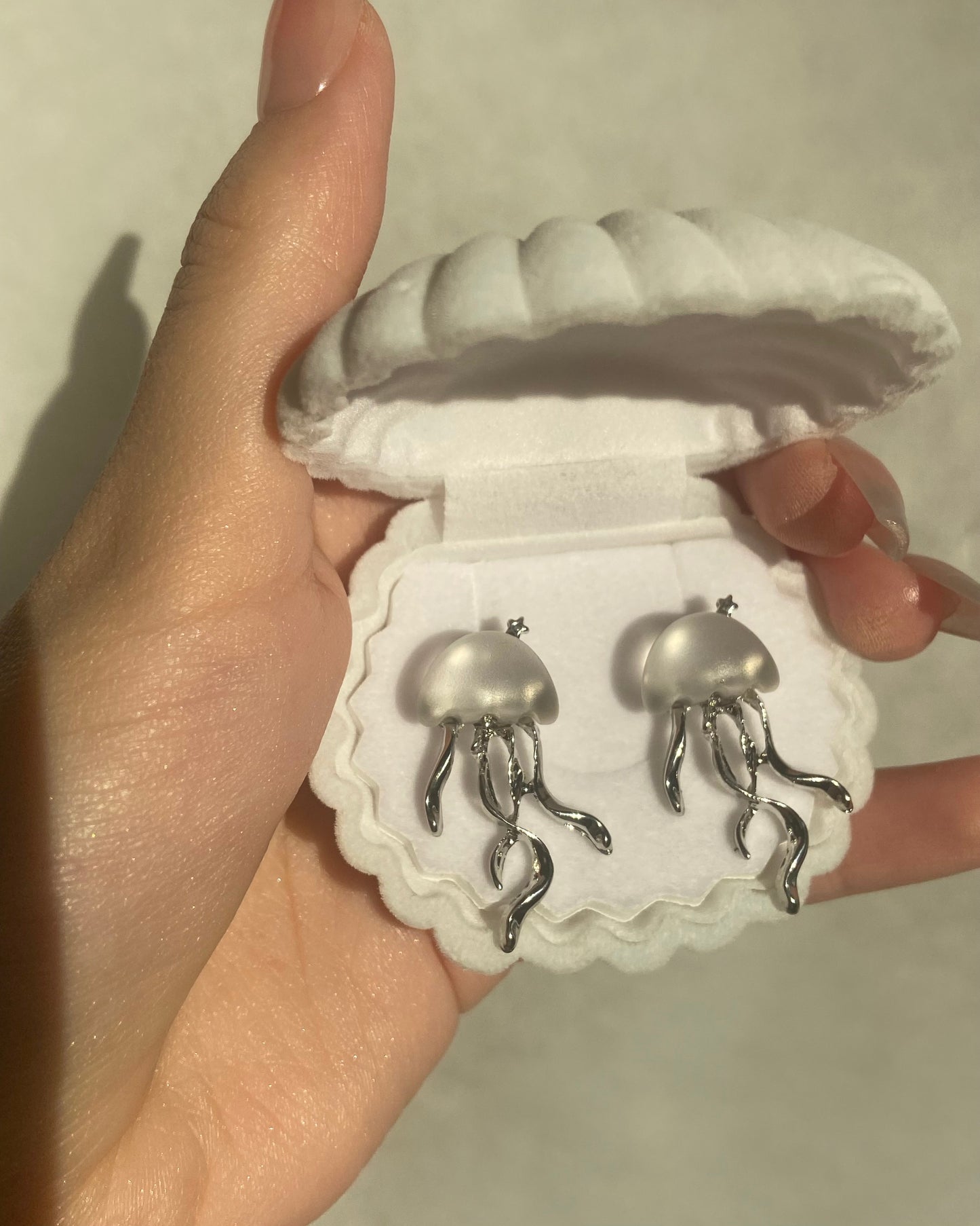 White Jellyfish Earrings | ☾040