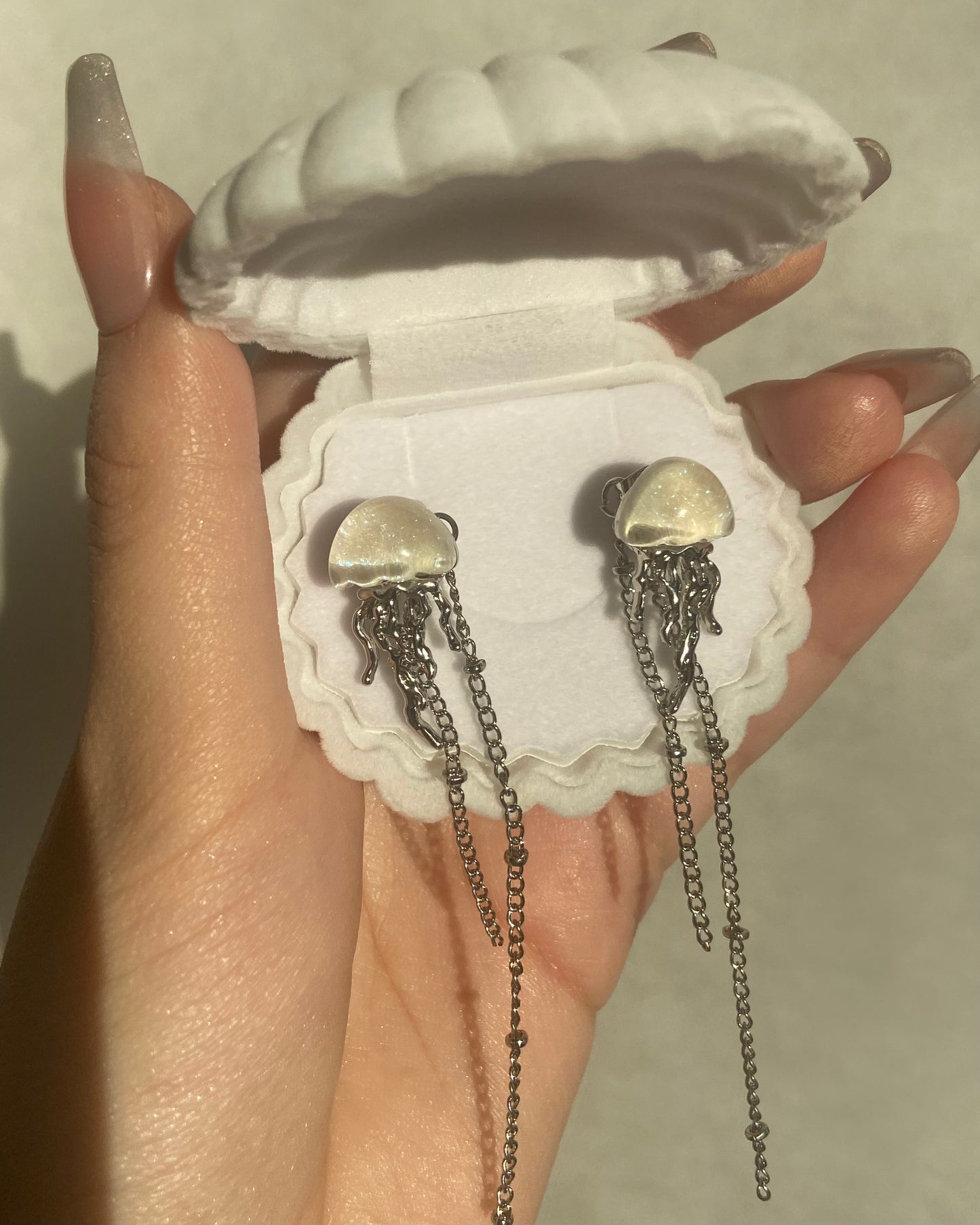 Glittery Jellyfish Tassel Earrings | ☾083