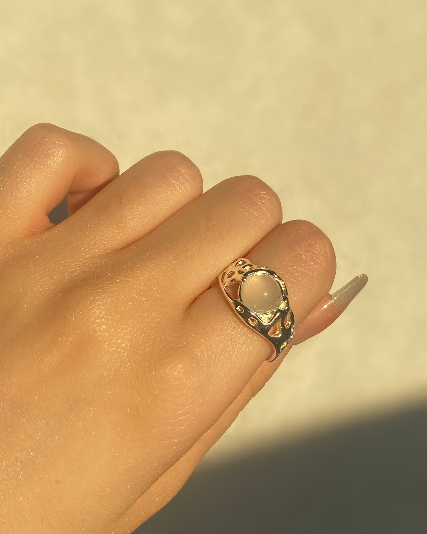 Chunky White Moonstone Ring | ☾032