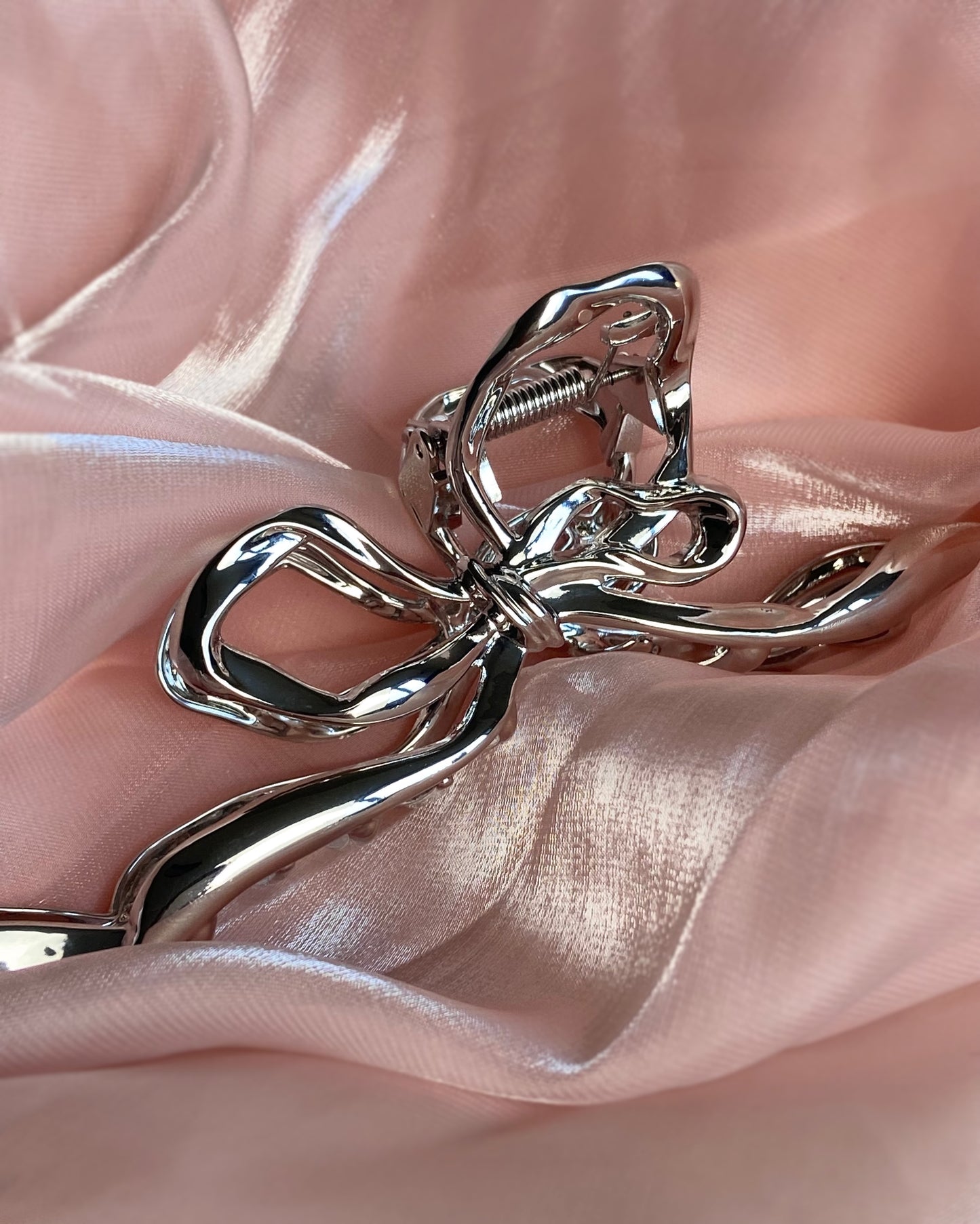 Coquette Ribbon Hair Claw | ☾133