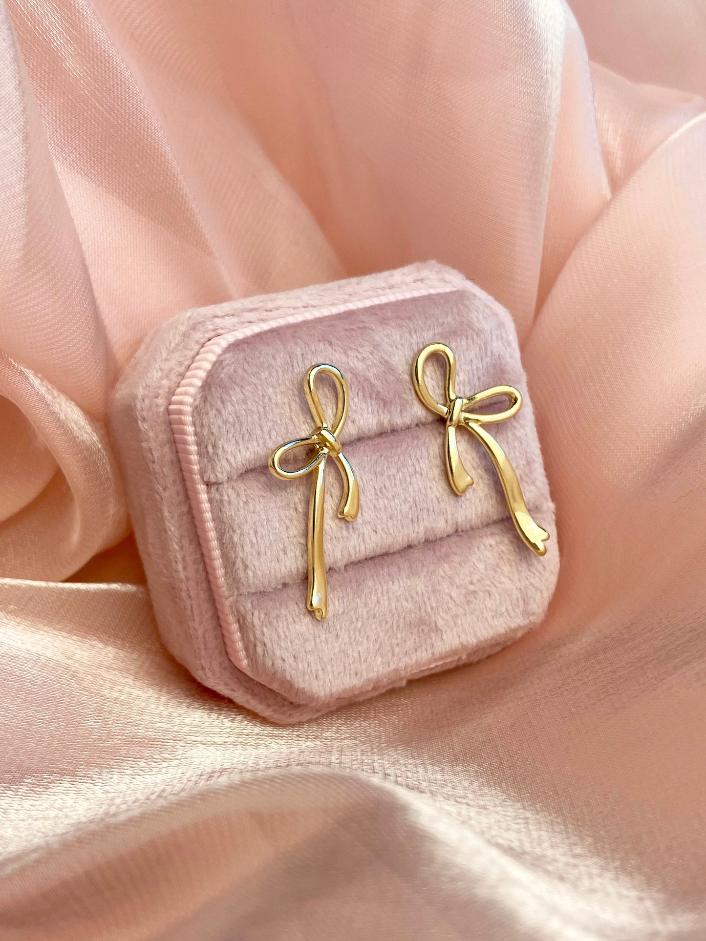 Coquette Bow Earrings | ☾237