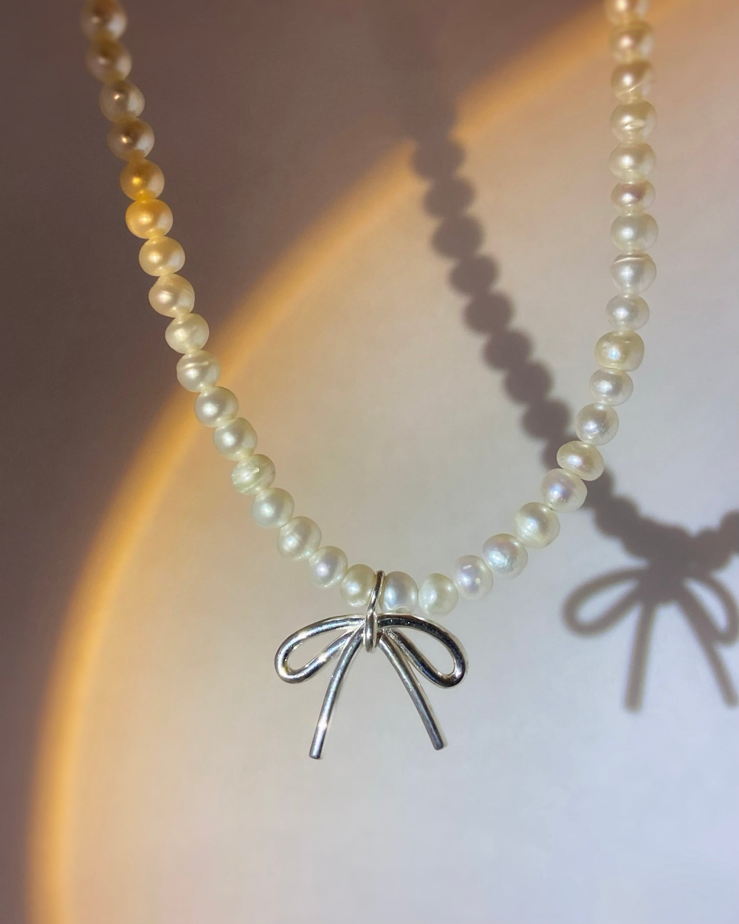 Silver Bow Pearl Necklace | ☾138