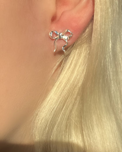 Coquette Silver Ribbon Stud Earrings | ☾129