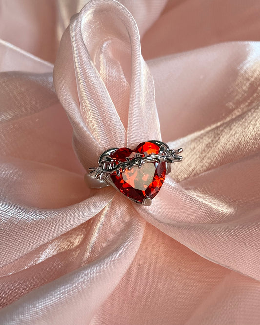 Thorned Heart Ring | ☾078