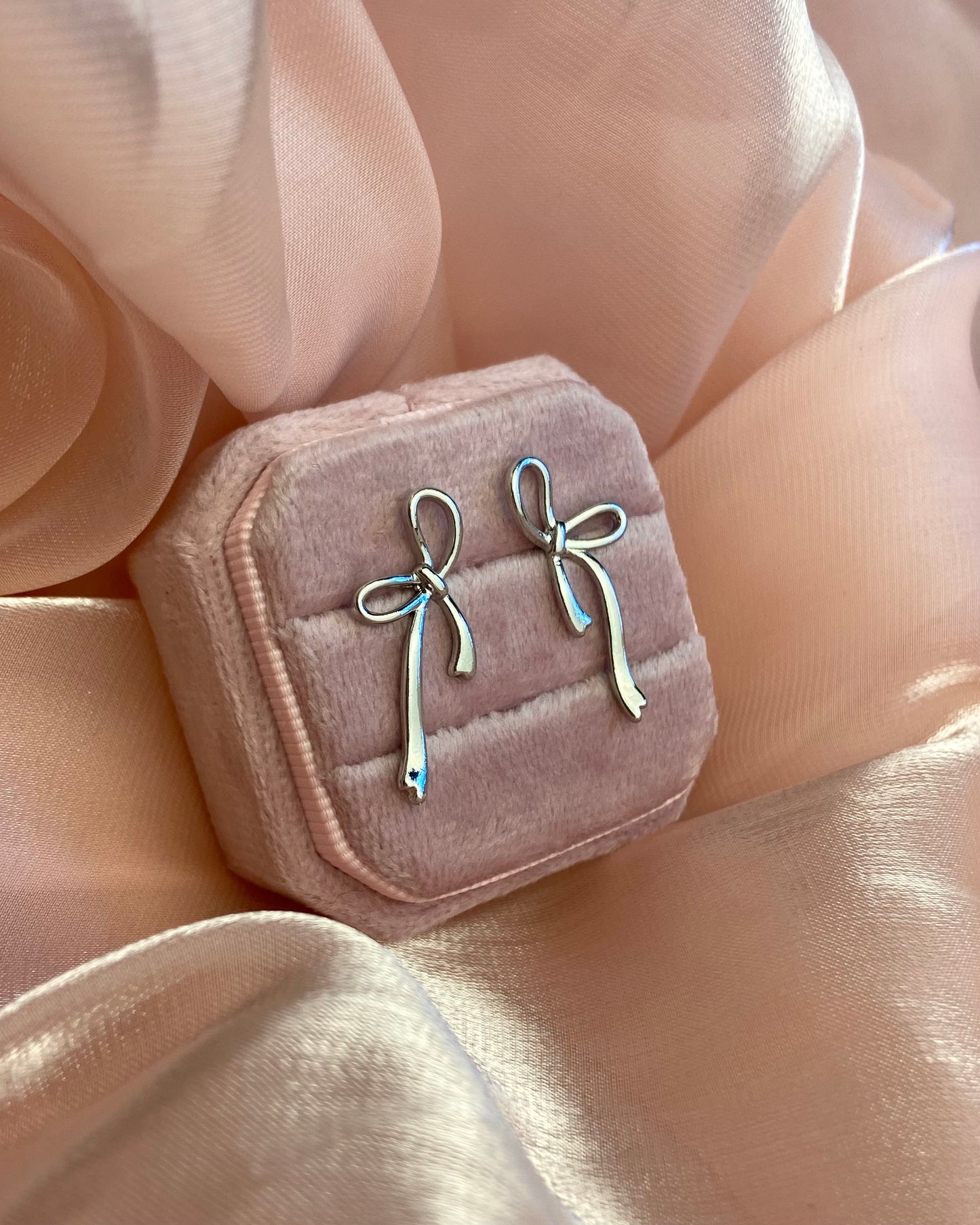 Coquette Bow Earrings | ☾237